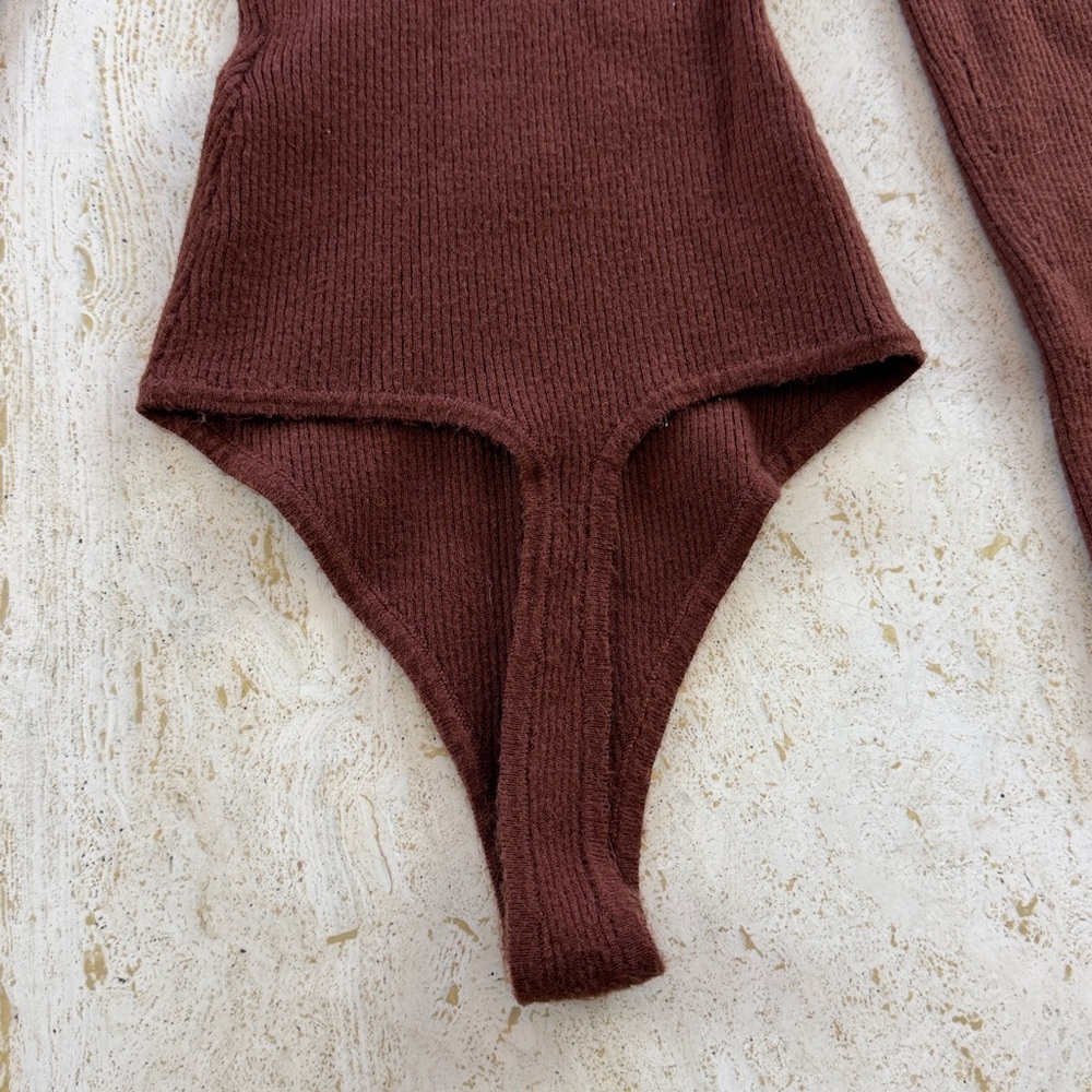 Abercrombie & Fitch Turtleneck Bodysuit XS Brown Luxeloft Stretch Soft - Picture 7 of 9